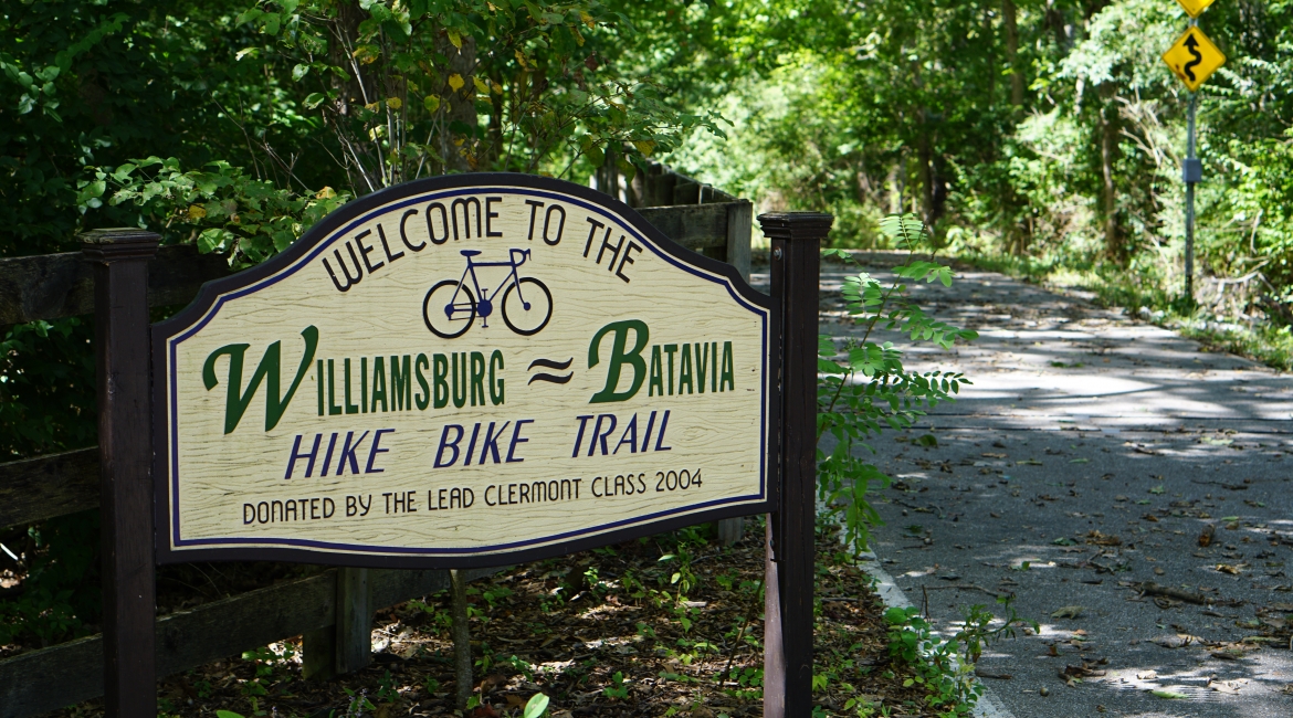 bike-trail-sign